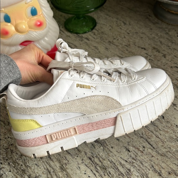 Womens platform puma sneakers 8 - Picture 3 of 11